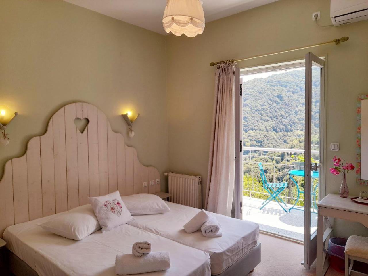 Odos Kentavron Hotel Tsagkarada Buitenkant foto